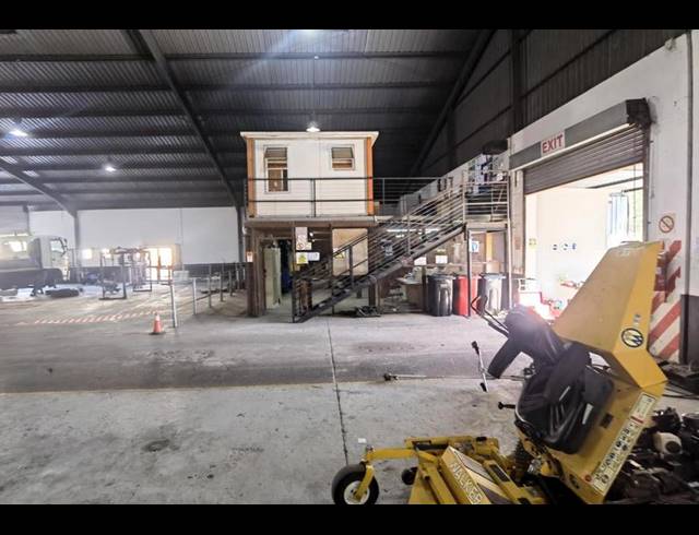 INDUSTRIAL PROPERTY TO RENT IN WALTLOO